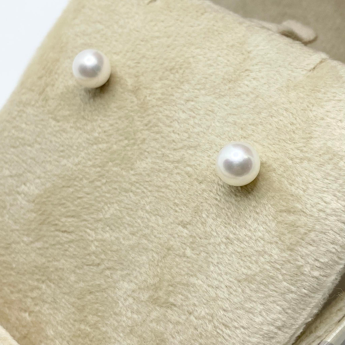 Orecchini Donna Oro 18KT con Perle Naturali mm 6-6,5