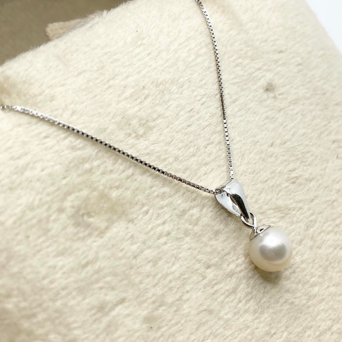 Collana Donna Oro 18KT con Perla Naturale mm 5-5,5