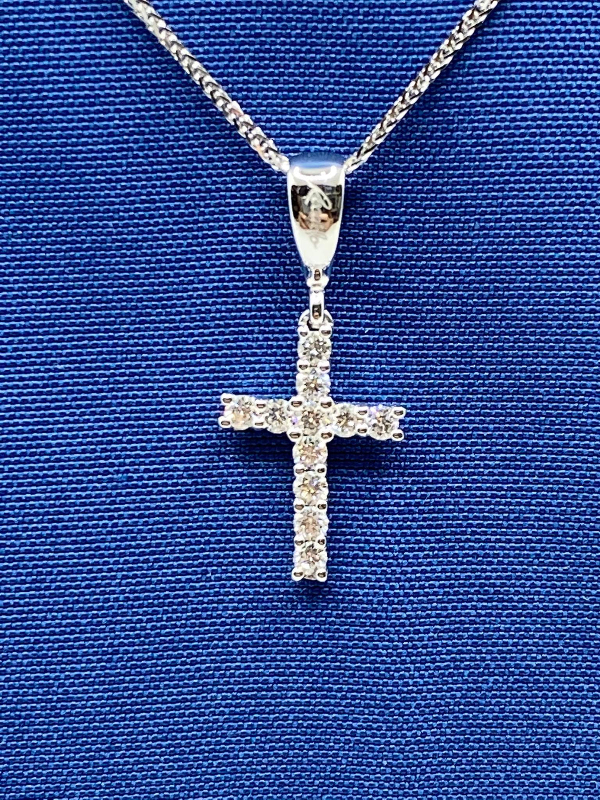 Collana Recarlo Con Croce in Oro 18KT 18KT e Diamanti Ct. 0,21