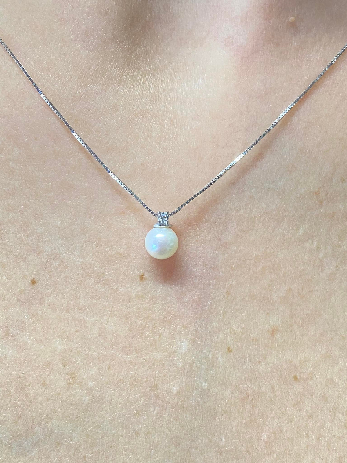 Collana Donna Oro 18KT con Diamante e Perla Naturale mm 5-5,5