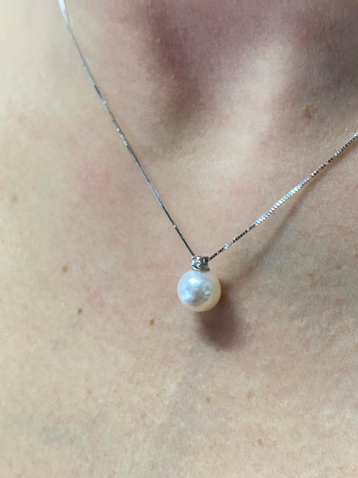 Collana Donna Oro 18KT con Diamante e Perla Naturale mm 7,5-8