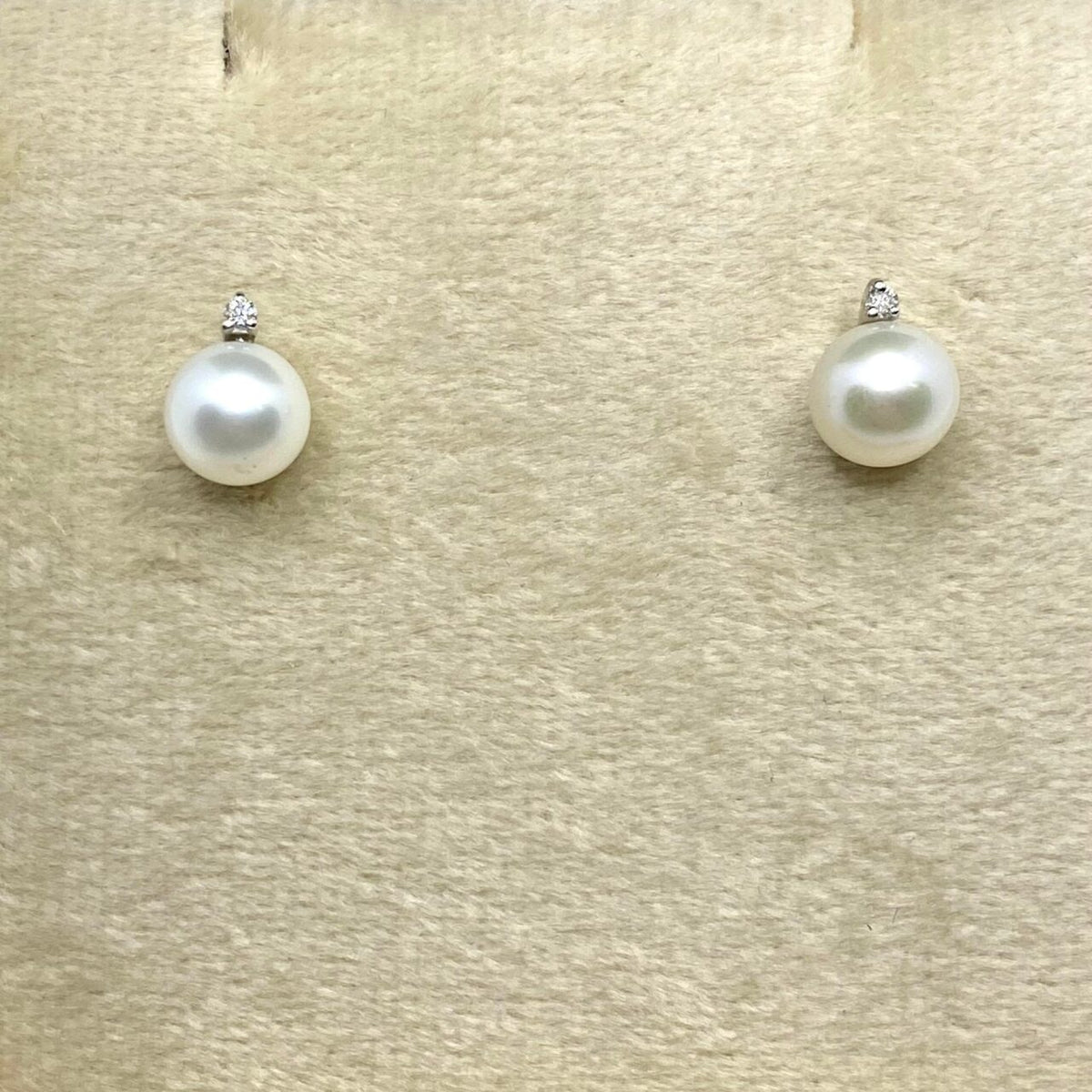 Orecchini Donna Oro 18KT con Diamanti e Perle Naturali mm 7-7,5