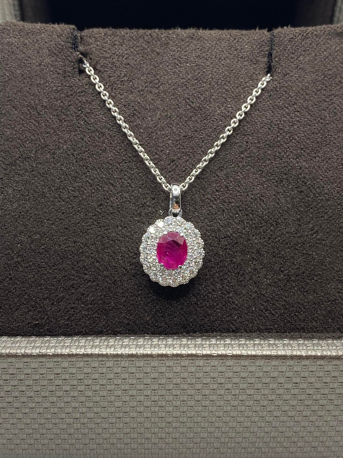Collana Donna Crivelli con Diamanti e Rubino CT 0.75