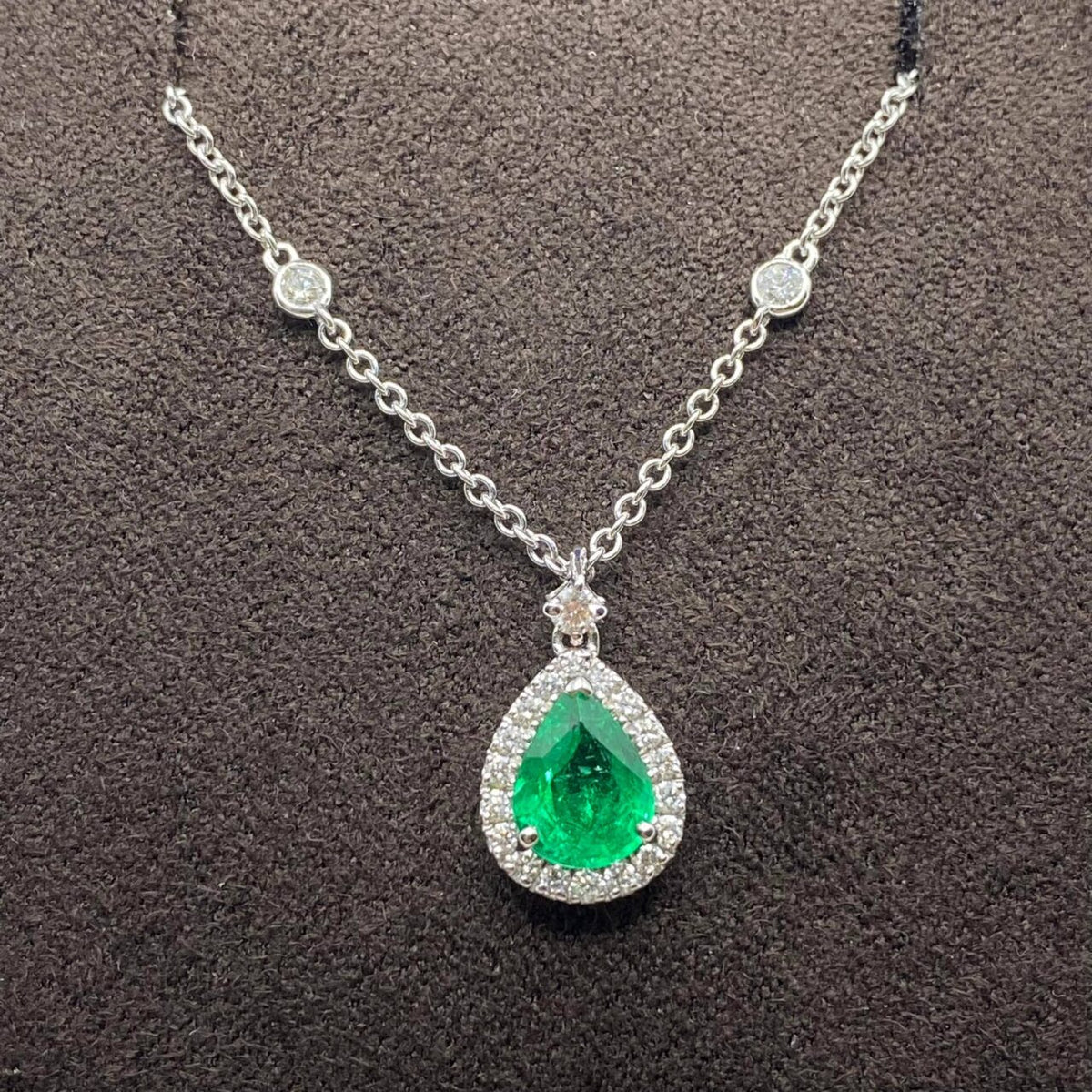 Collana Donna Crivelli a Goccia con Smeraldo CT 0.75