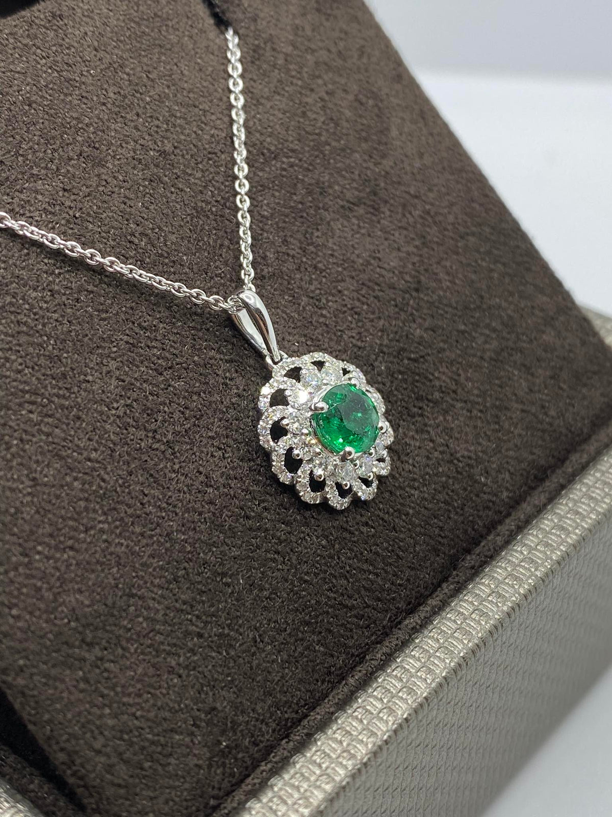 Collana Donna Crivelli con Smeraldo e Diamante