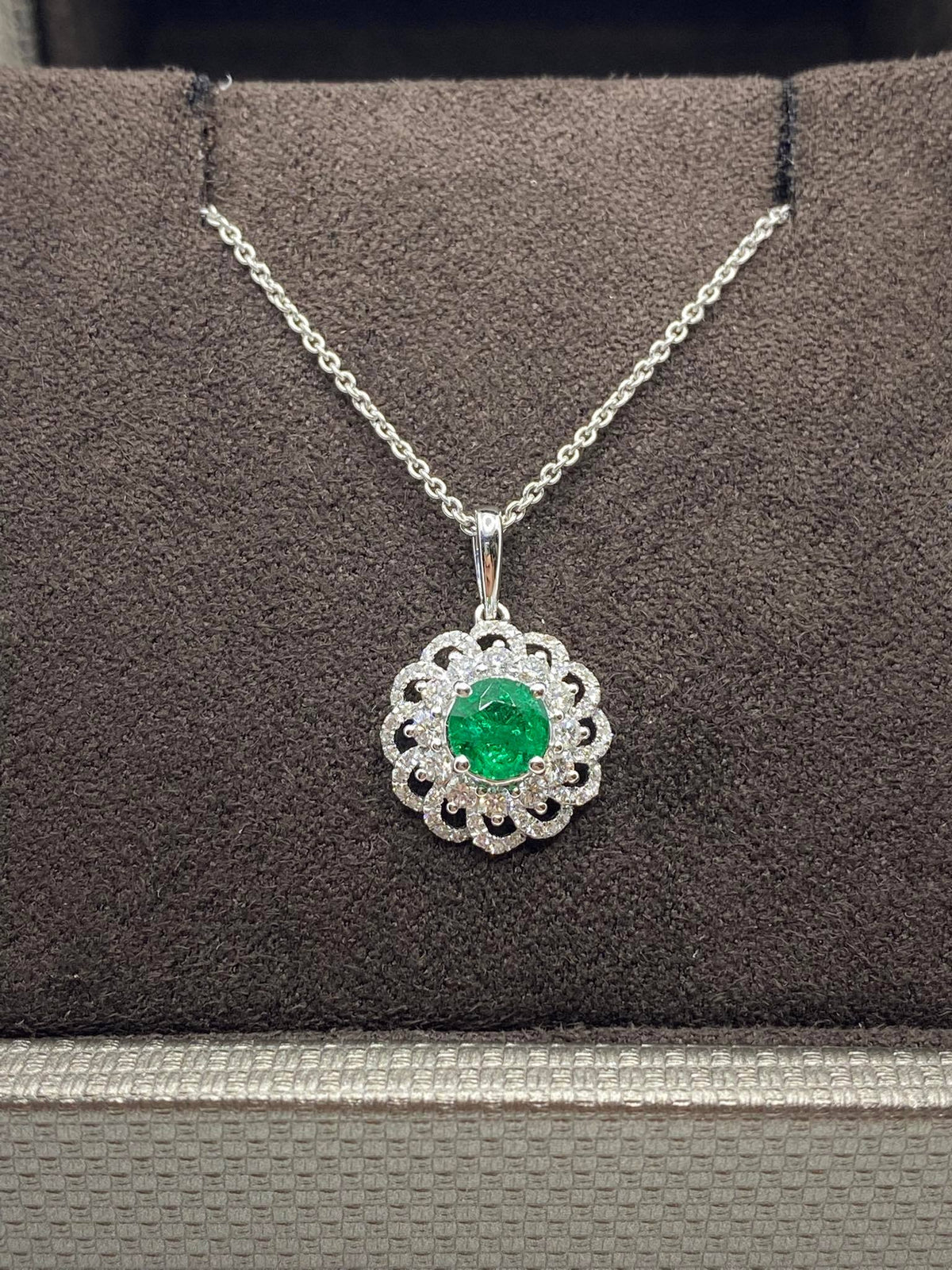 Collana Donna Crivelli con Smeraldo e Diamante