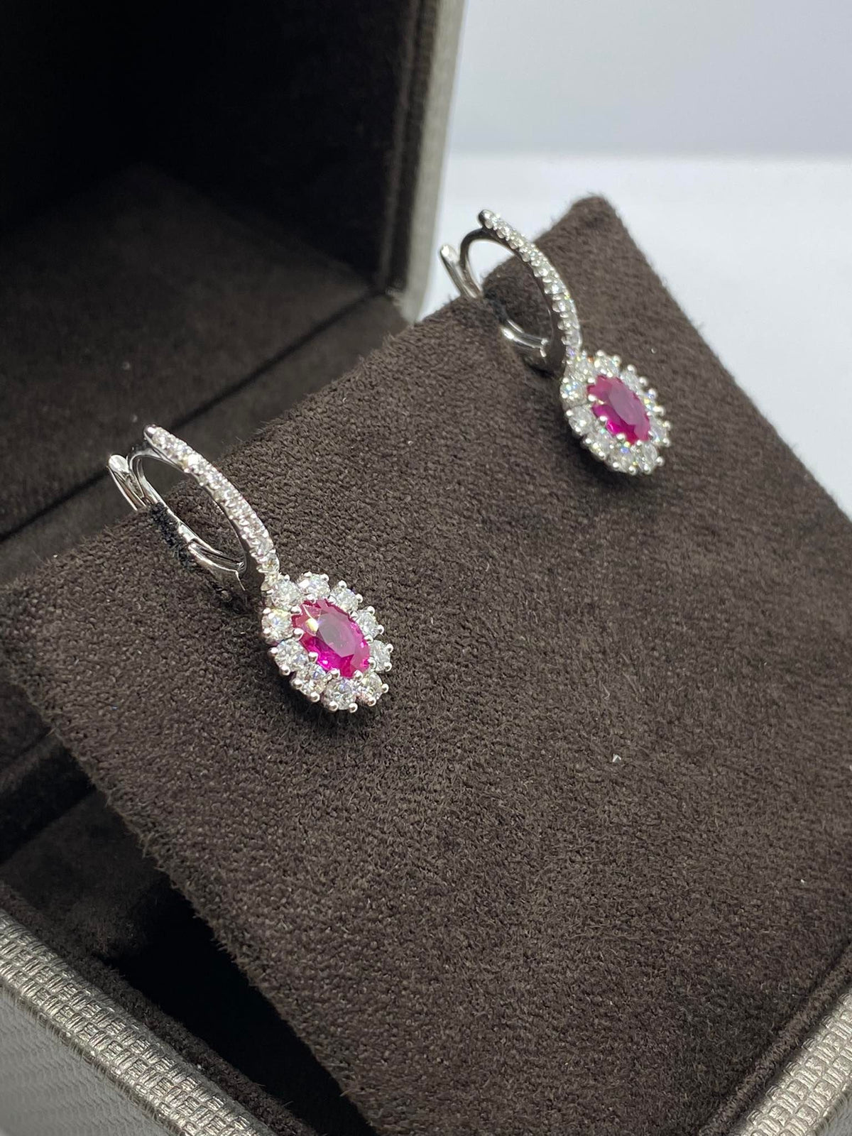 Orecchini Donna Crivelli con Rubino Ct 1,05 e Diamanti