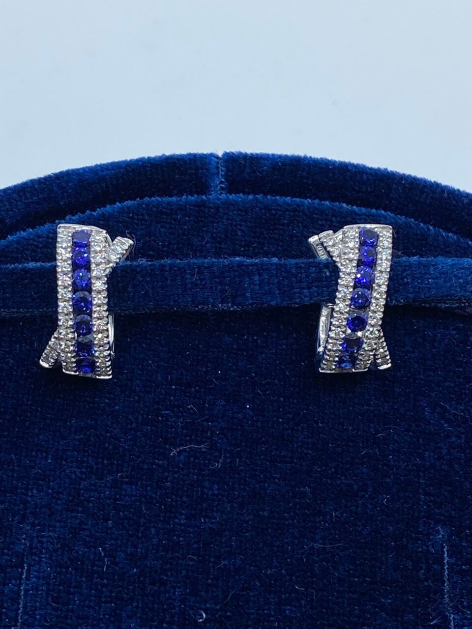 Orecchini Donna Recarlo Deco’ con Diamanti e Zaffiro Ct.0,58