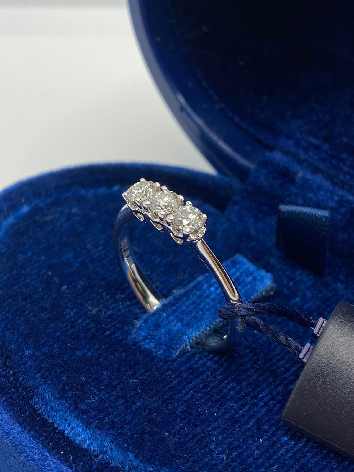 Anello Donna Trilogy Recarlo Anniversary con Diamanti Ct. 0.45