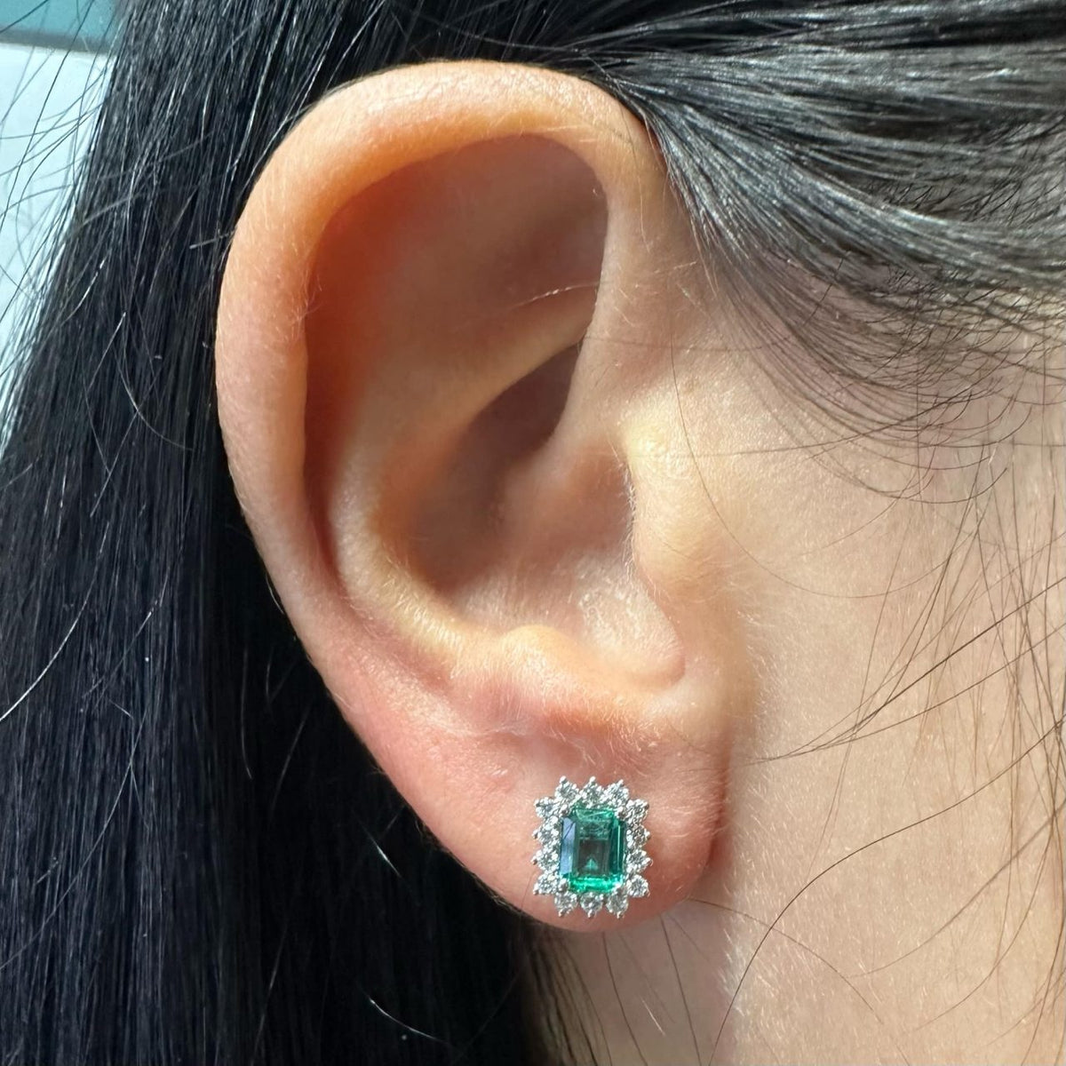 Orecchini Recarlo con Diamanti e Smeraldi Ct. 1,04