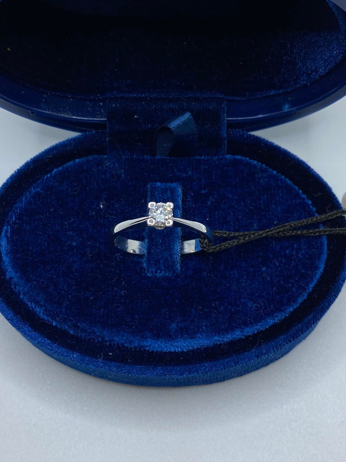 Anello Solitario Recarlo Maria Teresa Ct 0.26 – R30SO100