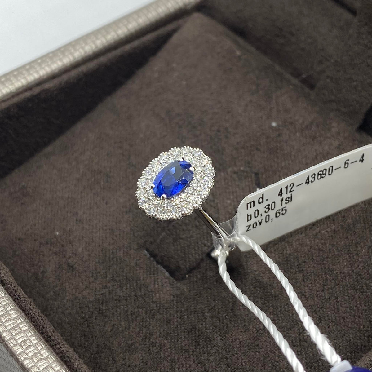 Anello Donna Crivelli con Diamanti e Zaffiro Ct. 0,65