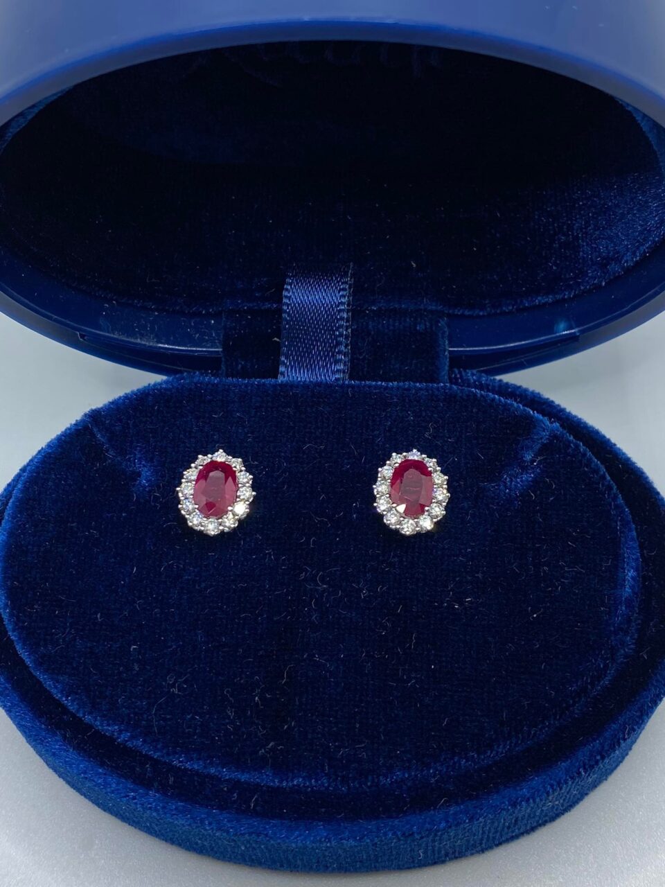 Orecchini Donna Recarlo con Diamanti e Rubini Ct.1.06