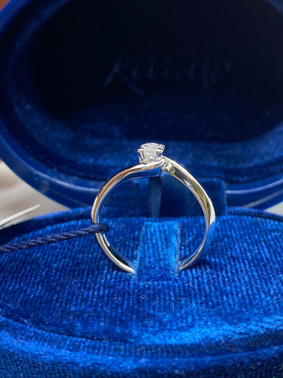 Anello Recarlo Solitario Maria Teresa con Diamanti Ct. 0.18