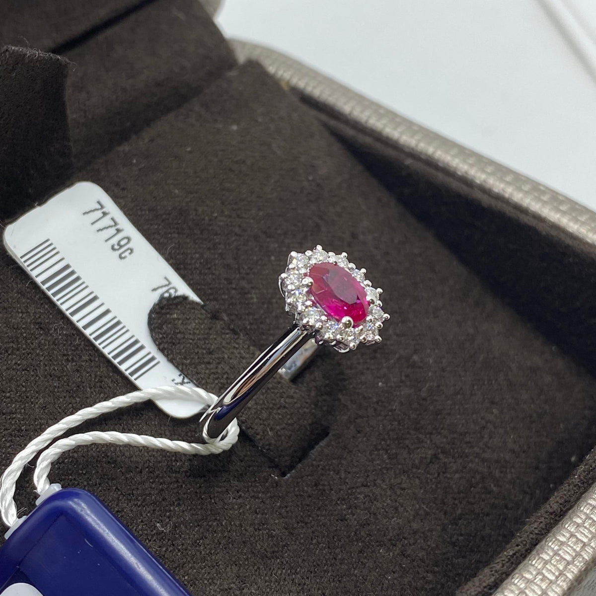 Anello Donna Crivelli con Diamanti e Rubino Ct. 0.53