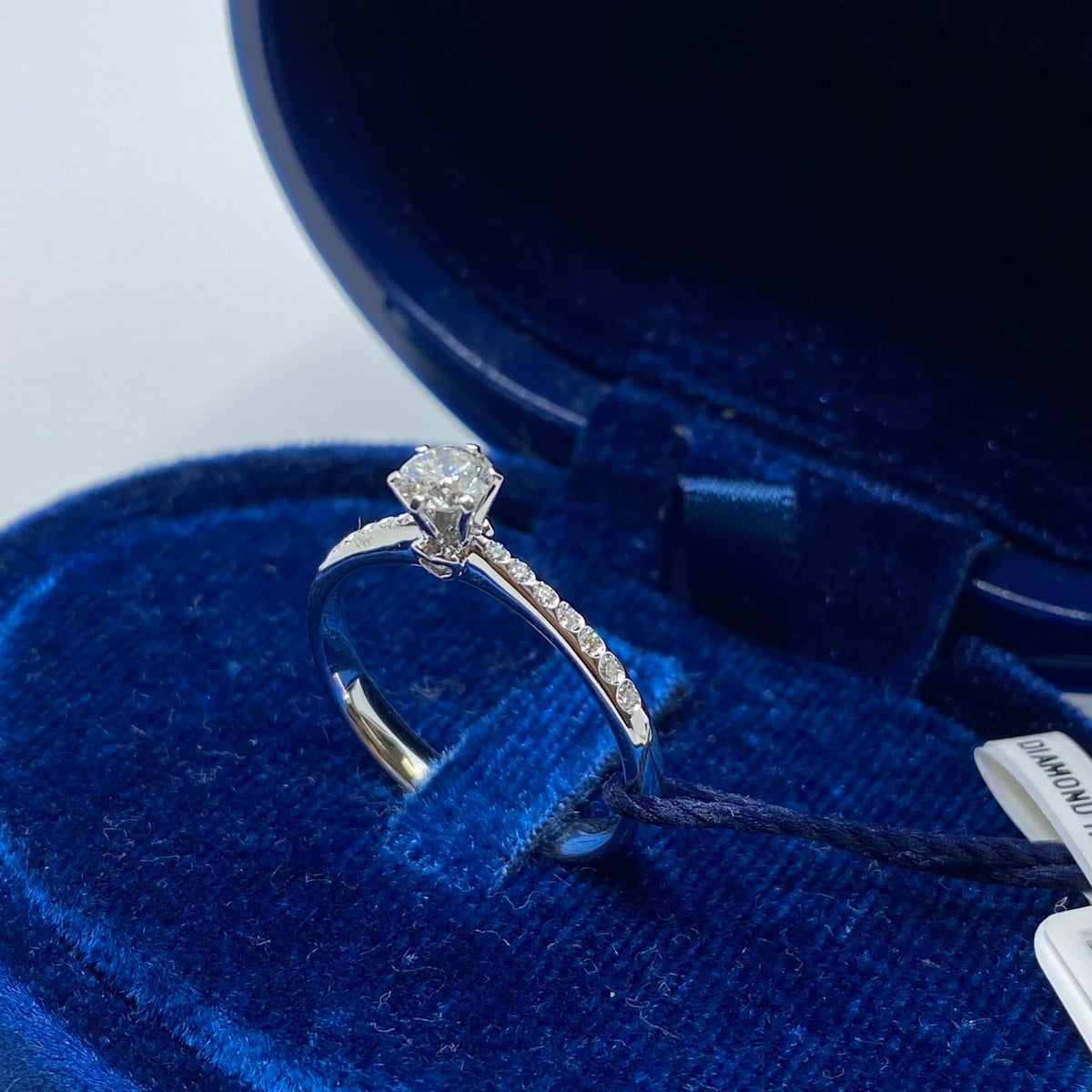 Anello Recarlo Solitario Anniversary Six con Diamanti Ct. 0.39