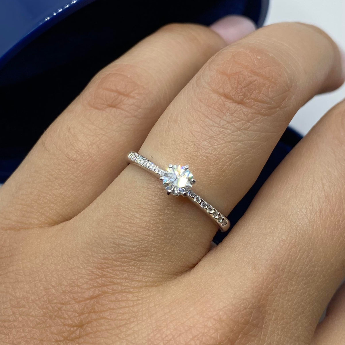 Anello Recarlo Solitario Anniversary Six con Diamanti Ct. 0.39