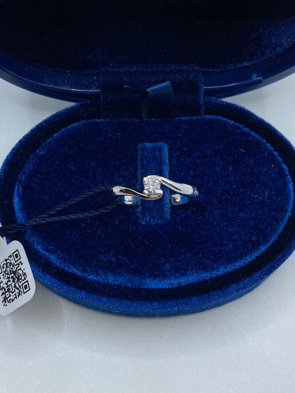Anello Recarlo Solitario Maria Teresa con Diamanti Ct. 0.13