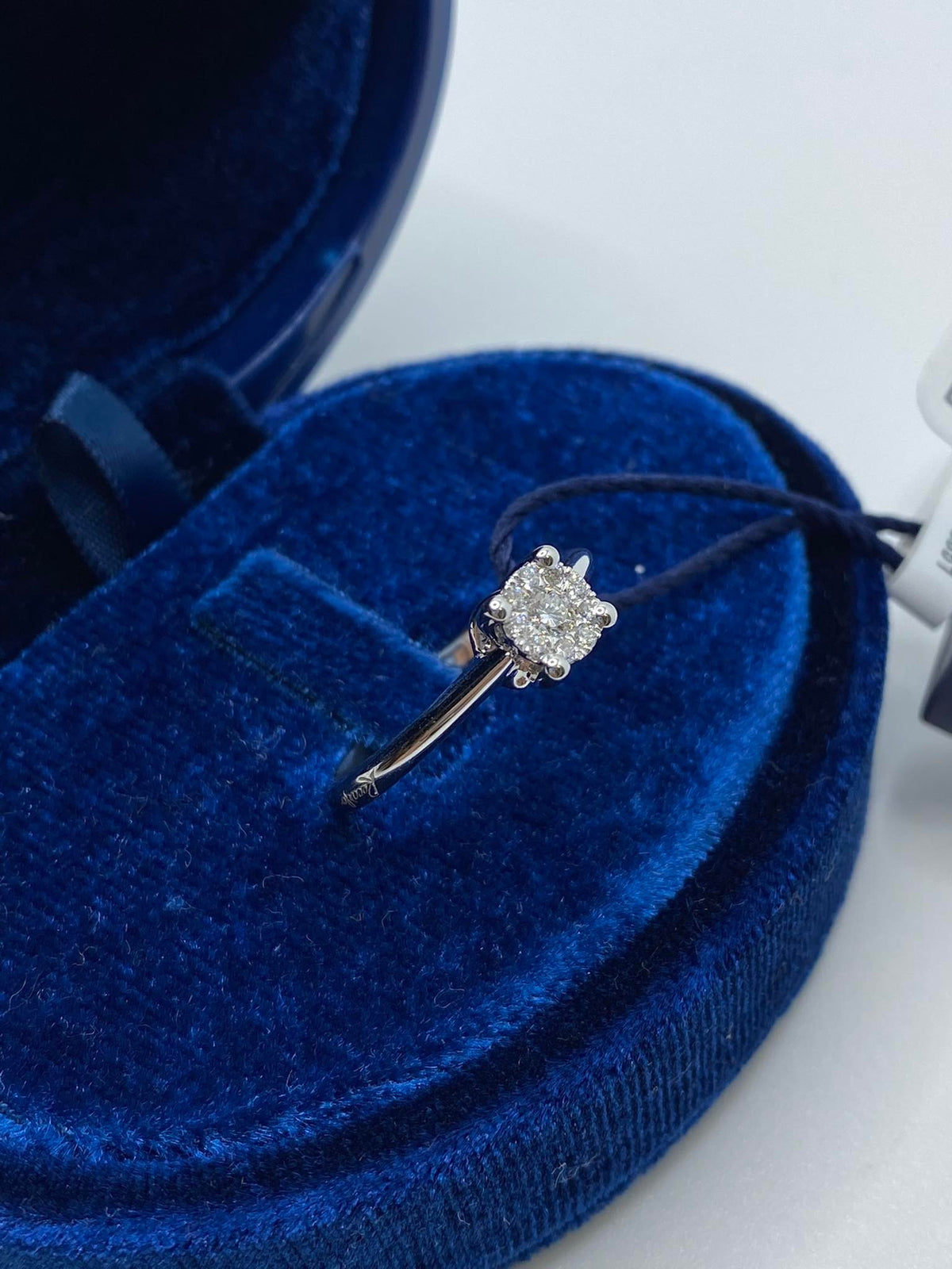 Anello Donna Solitario Recarlo Nodo D'amore con Diamanti Ct. 0.15