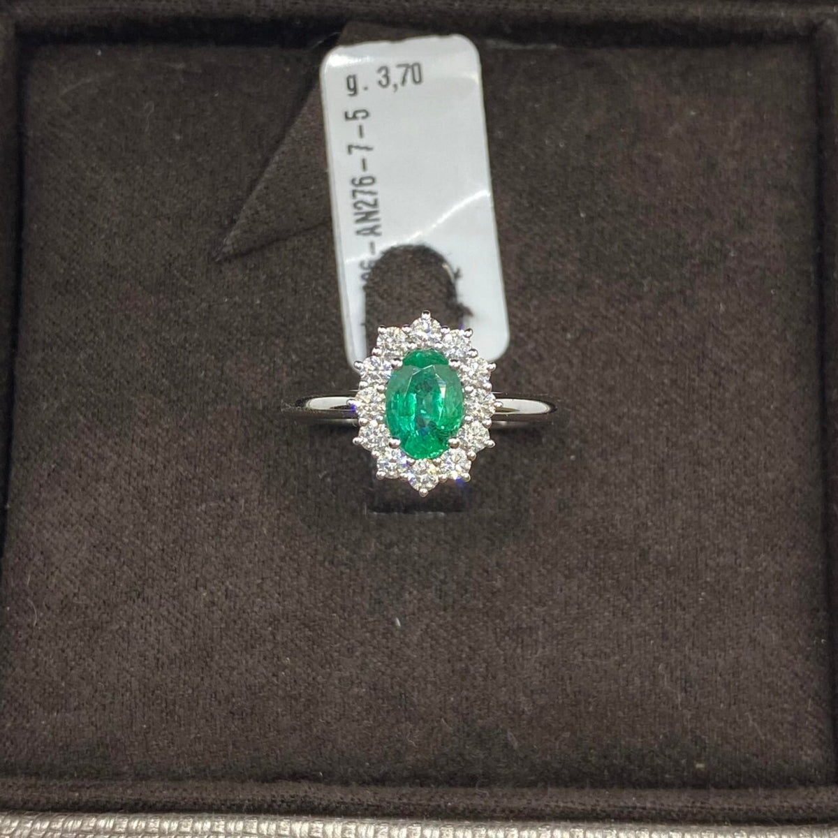 Anello Donna Crivelli con Smeraldo Ct 0.68 e Diamanti