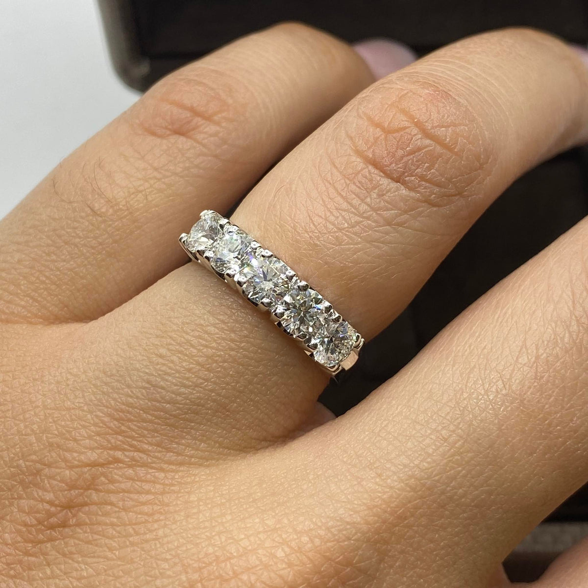 Anello Crivelli Veretta a 5 Pietre in Oro 18KT 18KT e Diamanti Ct 1.50