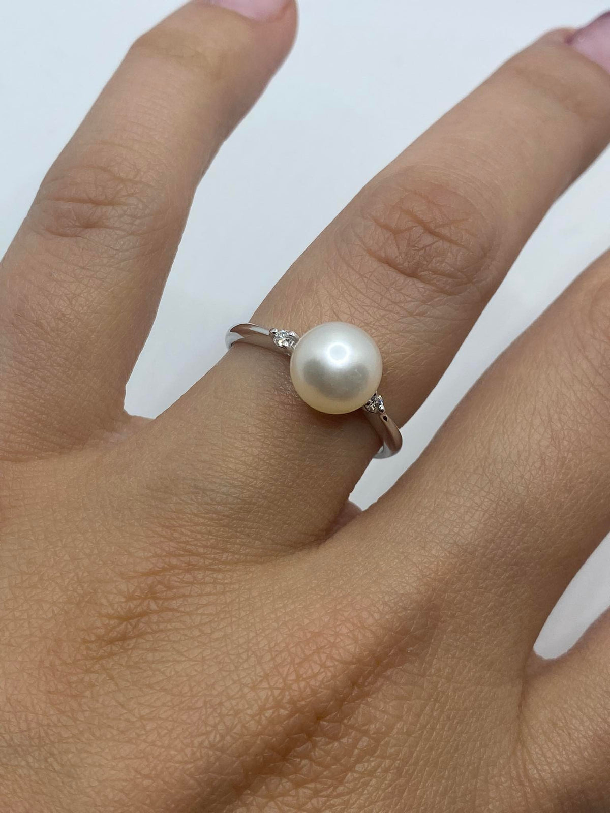 Anello Donna Oro 18KT con Diamanti e Perla mm. 8-8,5