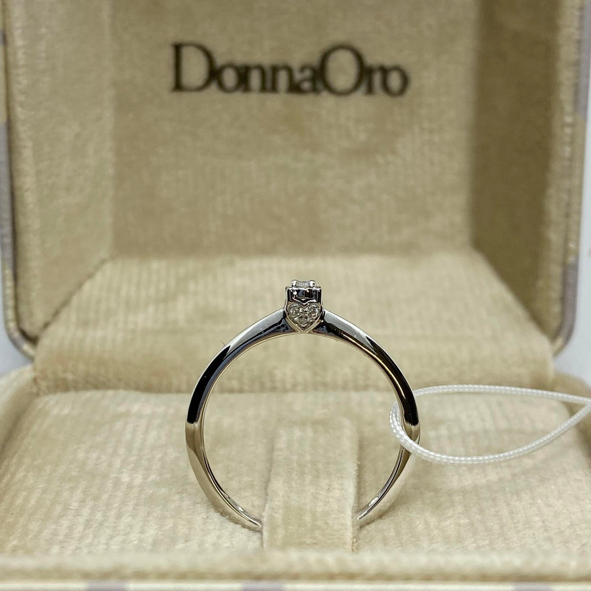 Anello Solitario Donna Oro 18KT con Diamante Ct 0.04