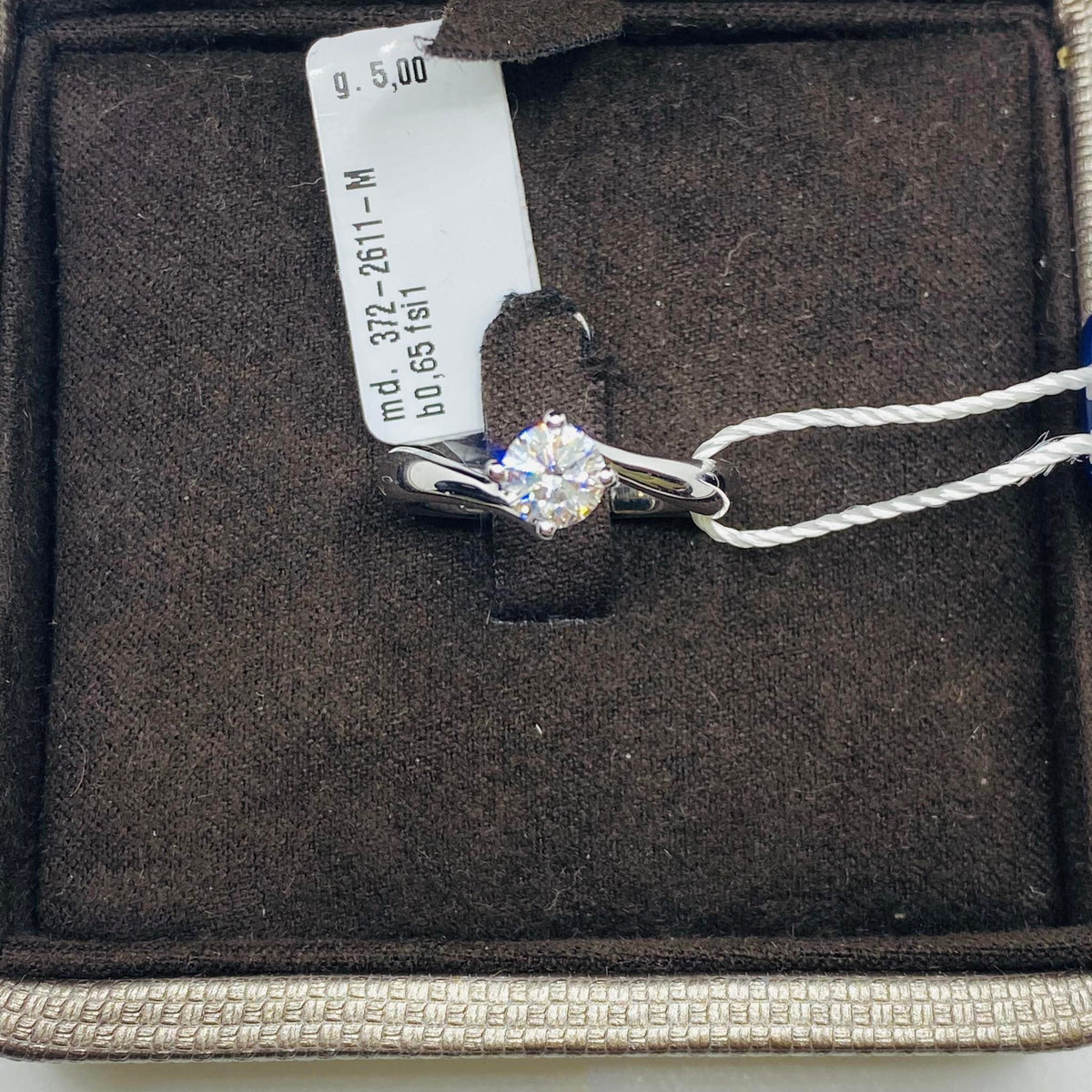 Anello Crivelli Solitario in Oro 18KT e Diamante GIA Ct 0.65