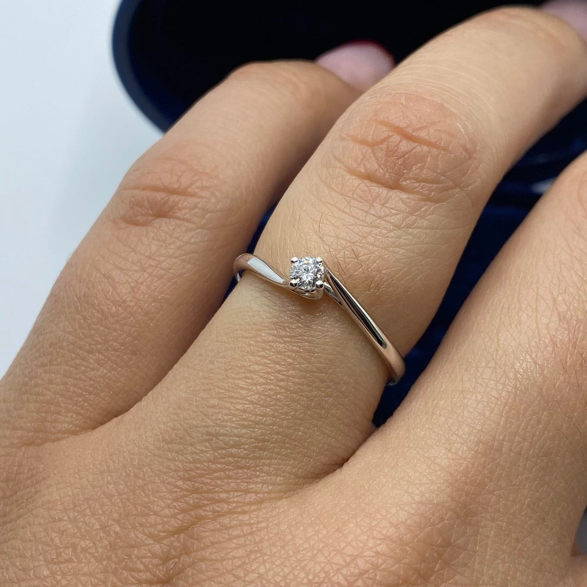 Anello Solitario Recarlo Anniversary CT 0.10 – R01SO195