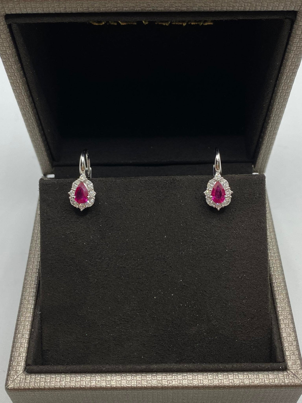 Orecchini Donna Crivelli con Rubino Ct 0,69 e Diamanti