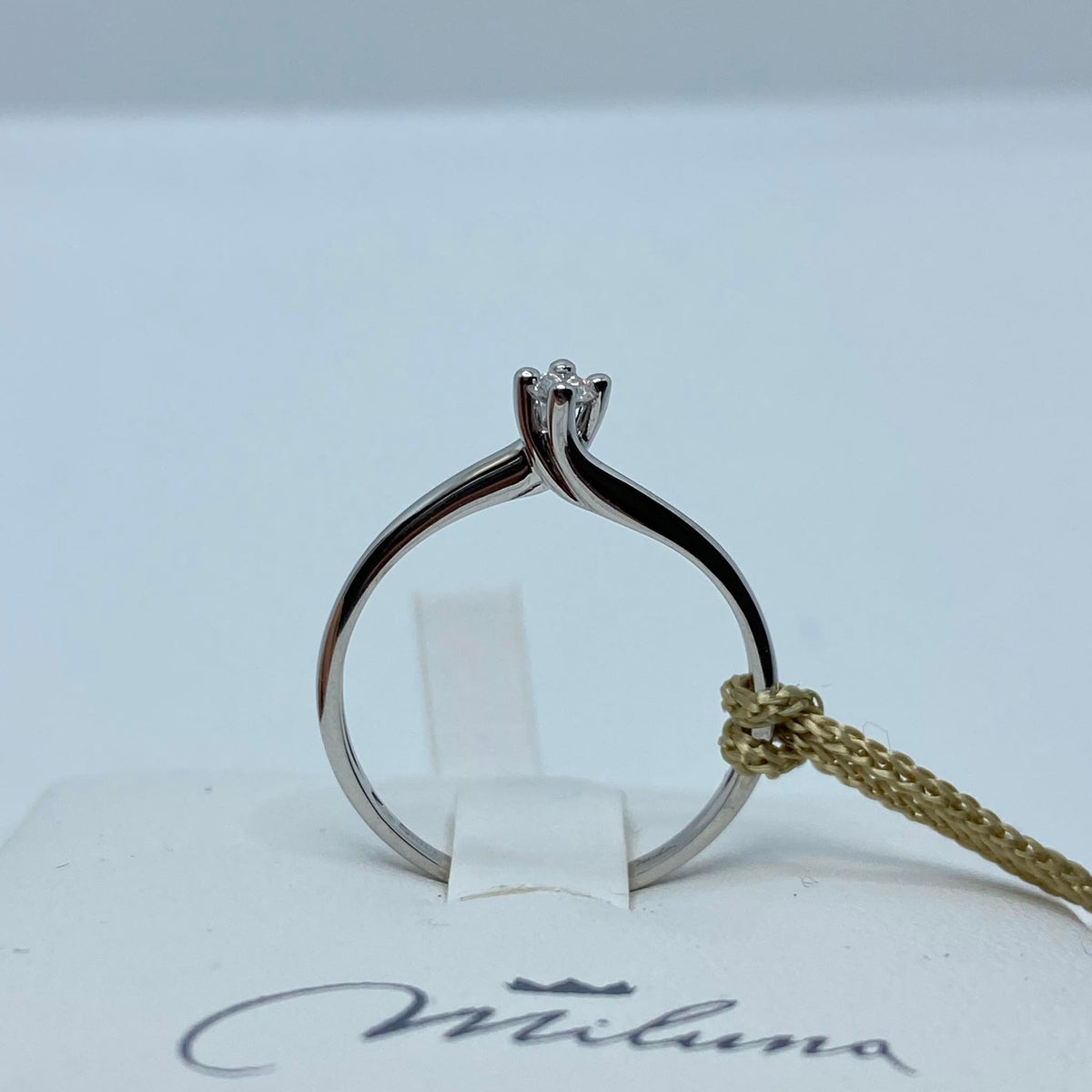 Anello Solitario Donna Miluna in Oro 18KT e Diamanti Ct. 0,10