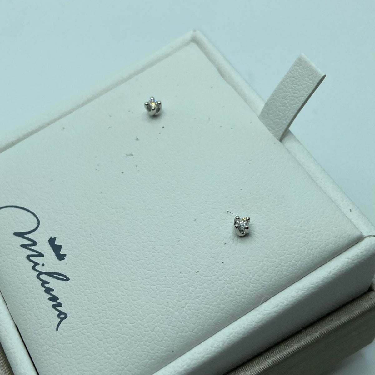 Orecchini Punto Luce Donna Miluna in Oro 18KT e Diamanti Ct. 0,05