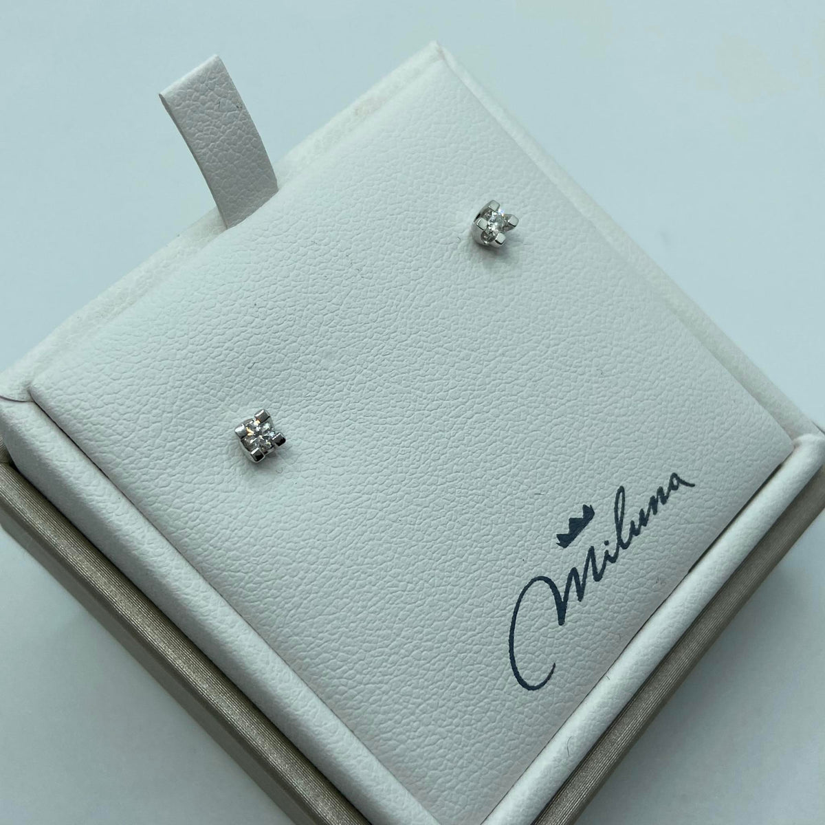 Orecchini Punto Luce Donna Miluna in Oro 18KT e Diamanti Ct. 0,14