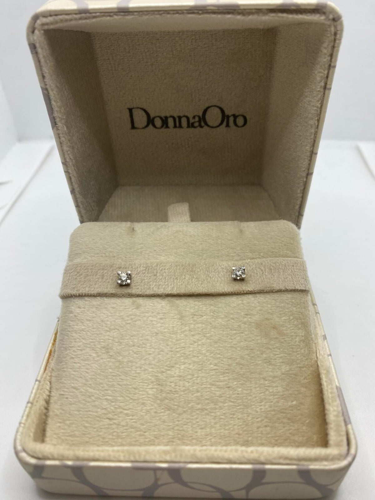 Orecchini Punto Luce Donna Oro 18KT con Diamante Ct 0.21