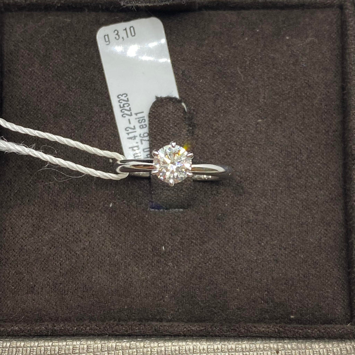 Anello Crivelli Solitario Tiffany 6 Griffe in Oro 18KT e Diamante IGI Ct 0.76