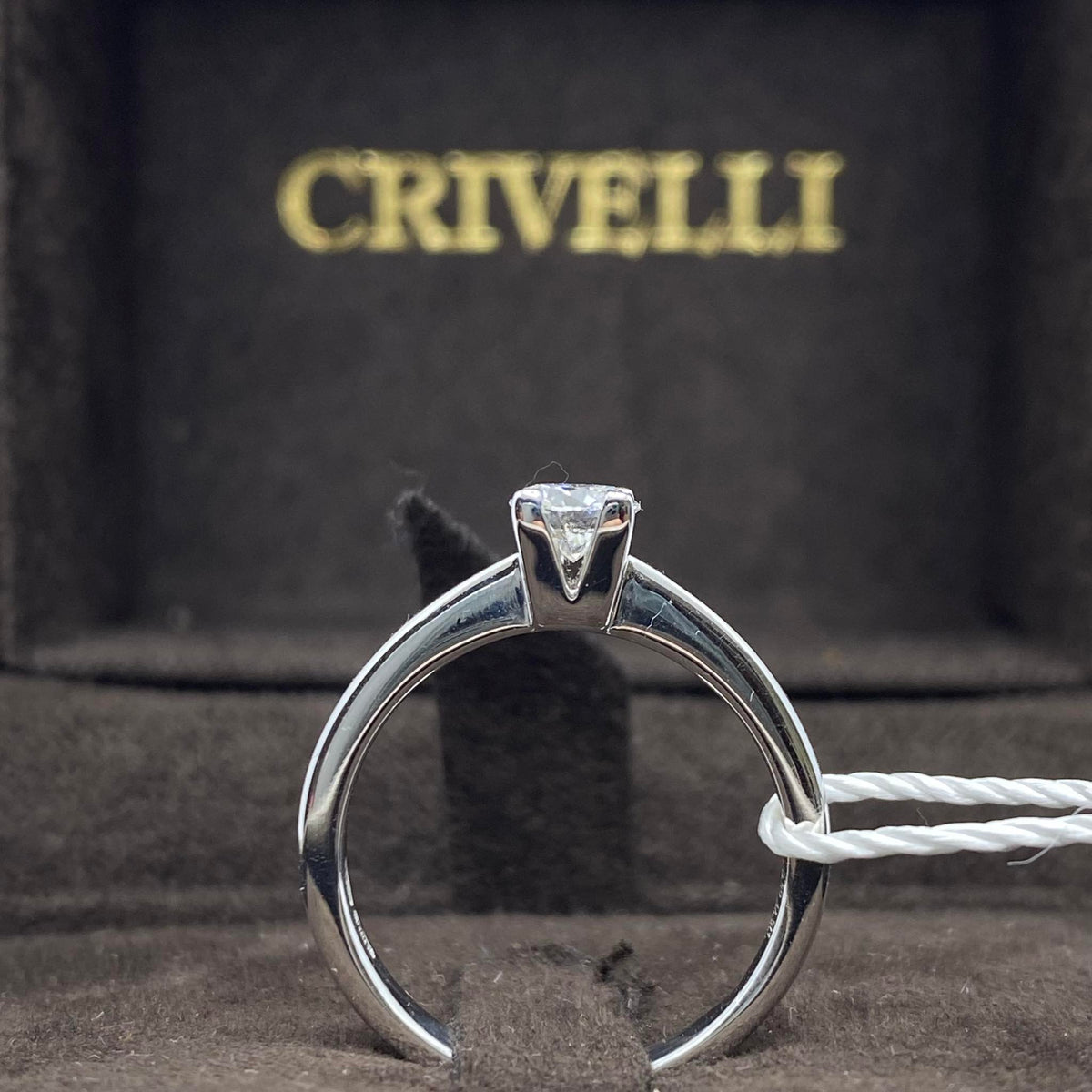 Anello Crivelli Solitario in Oro 18KT 18KT e Diamante Ct 0.50