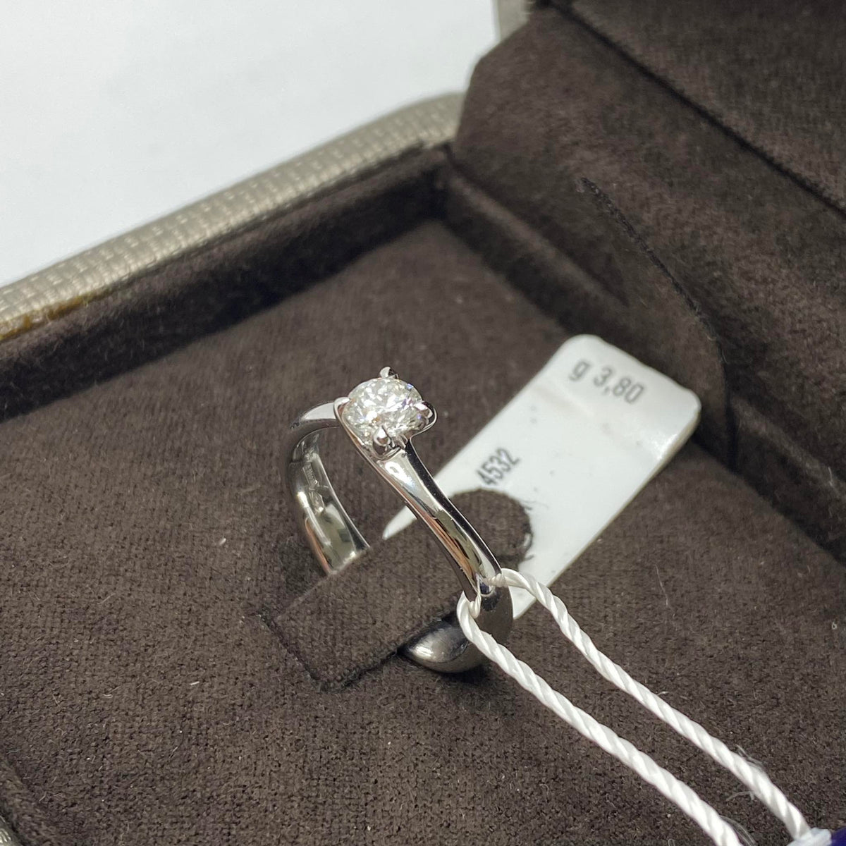 Anello Crivelli Solitario in Oro 18KT 18KT e Diamante Ct 0.40
