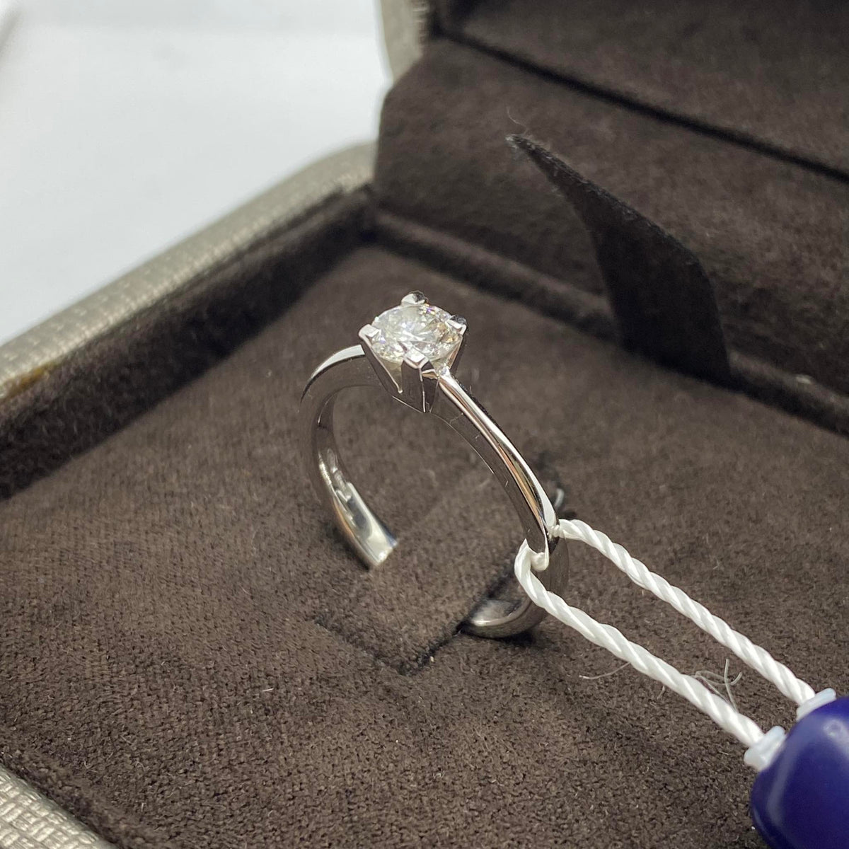 Anello Crivelli Solitario in Oro 18KT 18KT e Diamante Ct 0.50