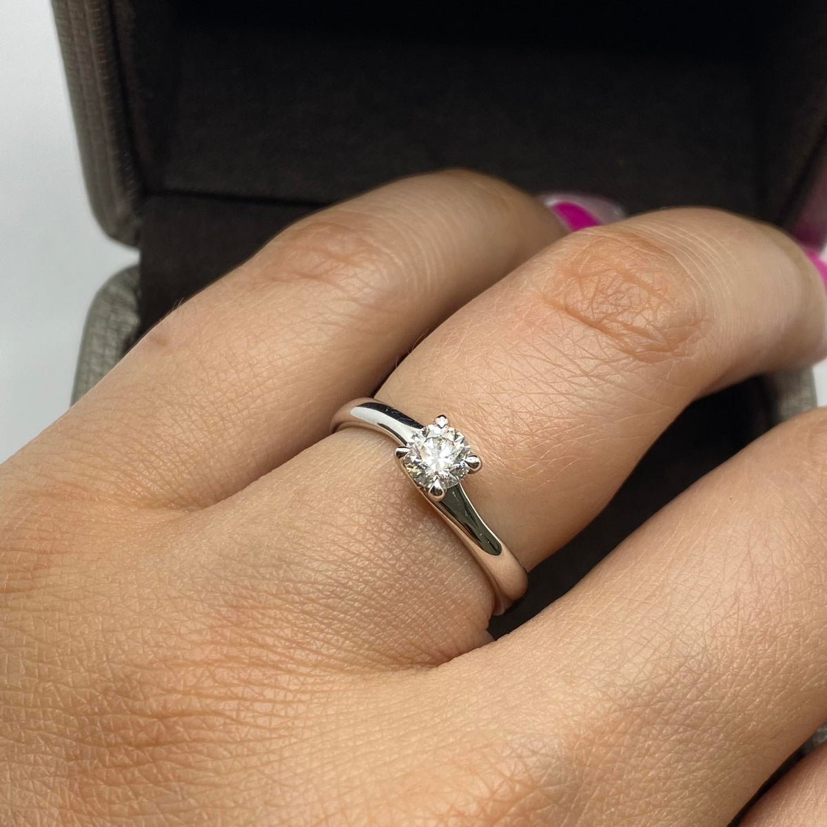 Anello Crivelli Solitario in Oro 18KT 18KT e Diamante Ct 0.40
