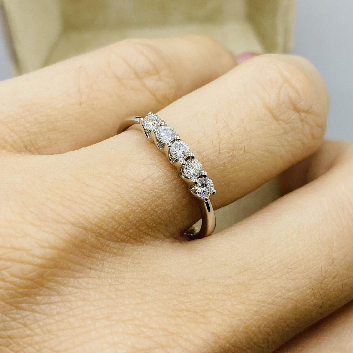 Anello Veretta a Cinque Donna Oro 18KT con Diamanti Ct. 0,35
