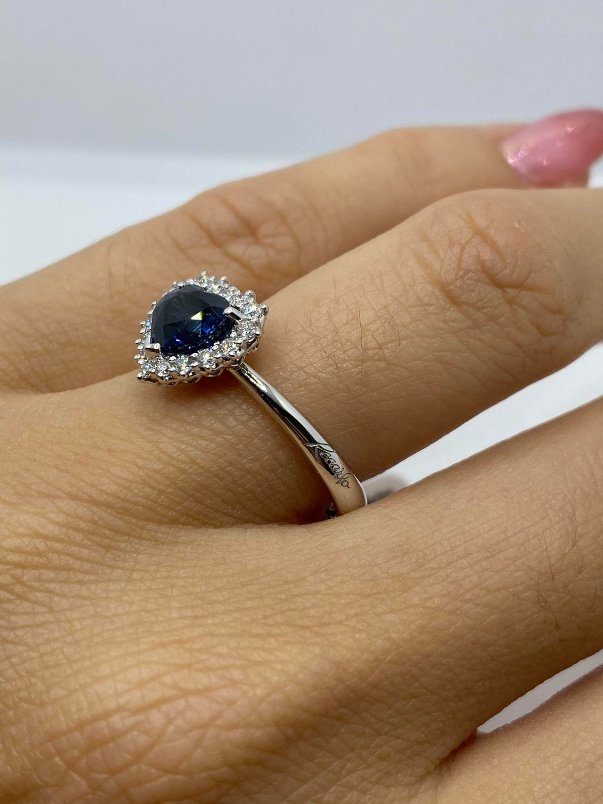 Anello Donna Recarlo a Cuore con Zaffiro e Diamanti