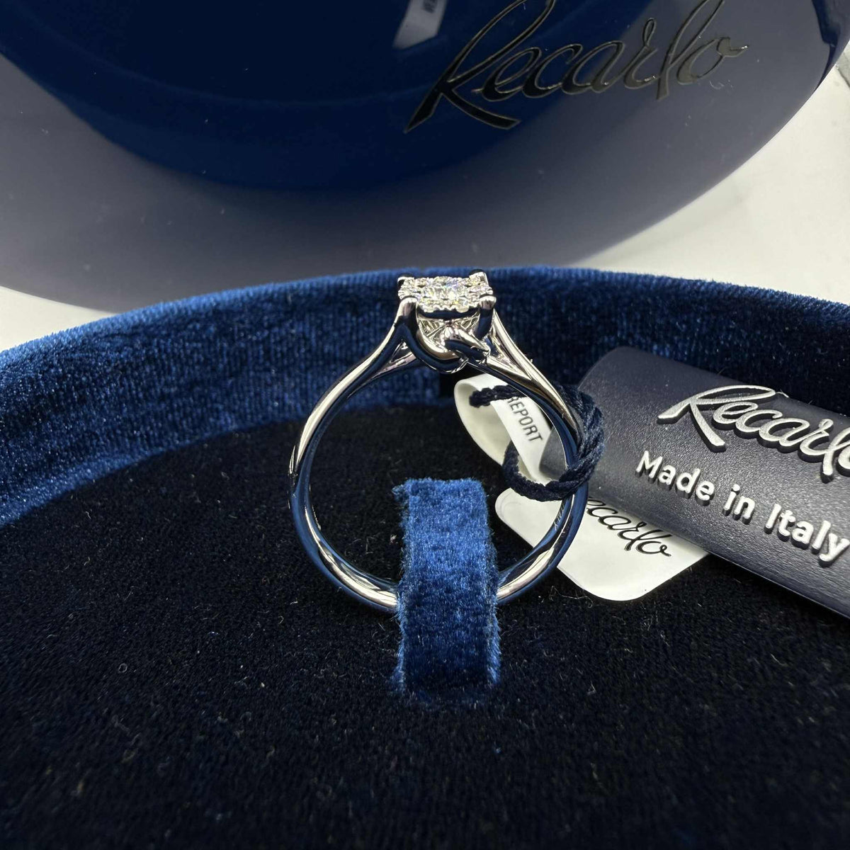 Anello Solitario Recarlo Nodo D'amore con Diamanti Ct. 0.20