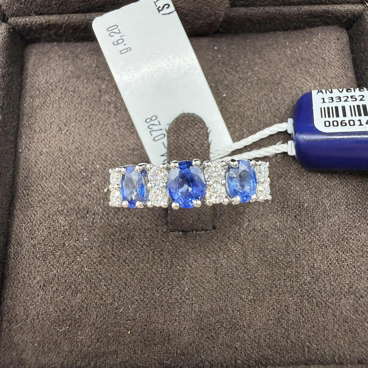 Anello Trilogy Donna Crivelli con Zaffiri Ct 1,40 e Diamanti