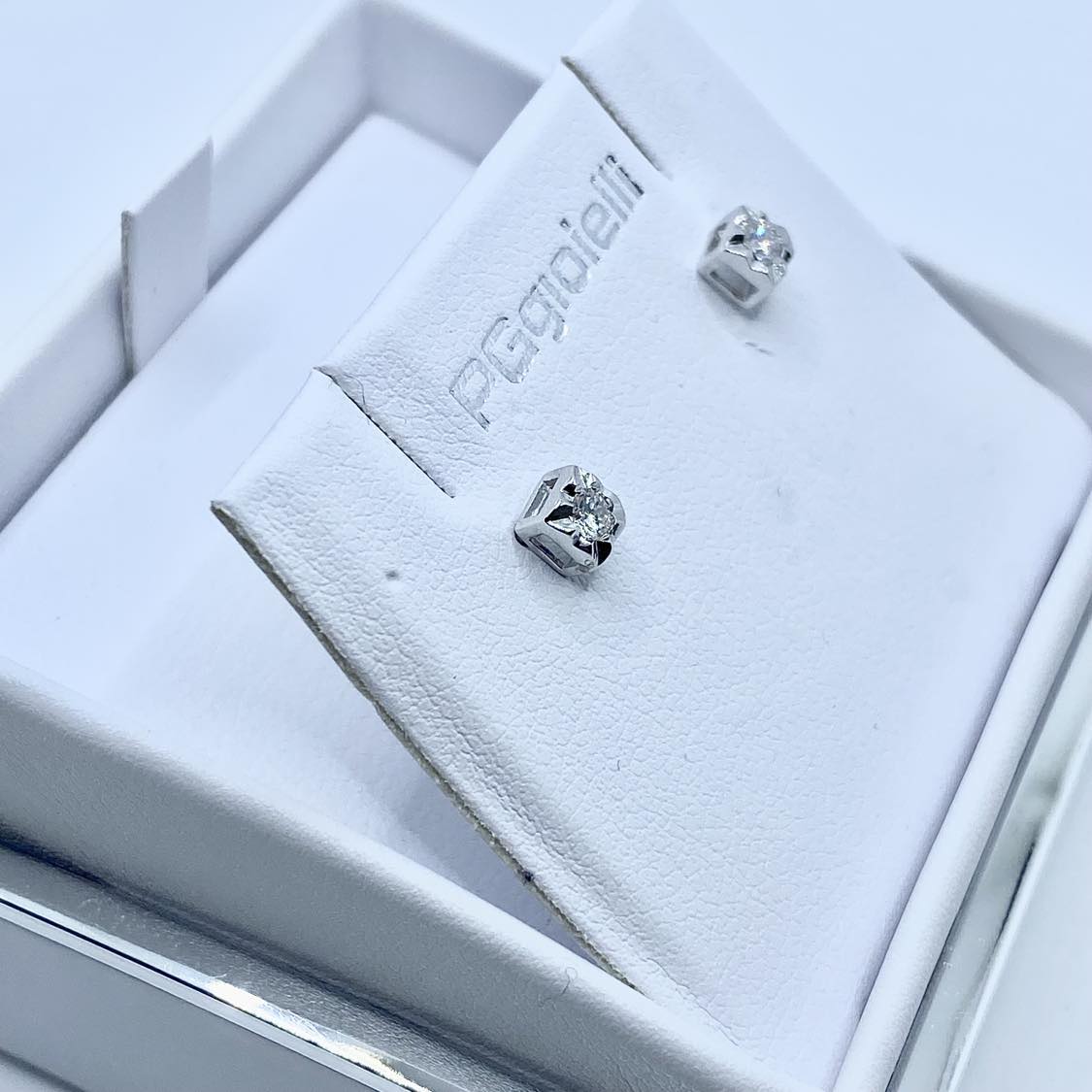 Orecchini Punto Luce Pg Gioielli con Diamanti Ct. 0,12