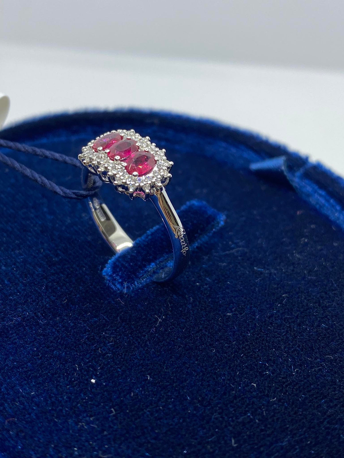Anello Trilogy Recarlo Camelia con Diamanti e Rubini