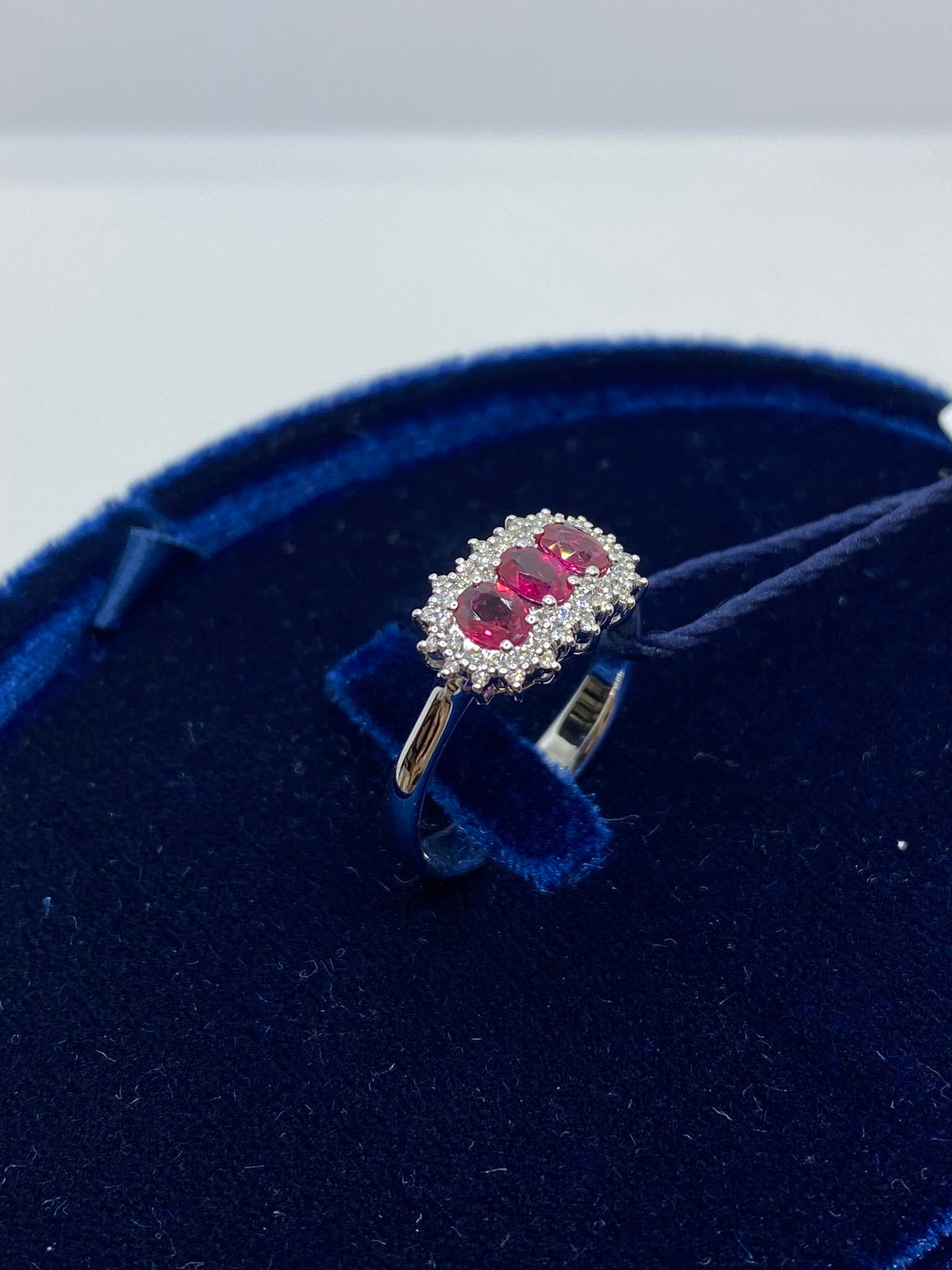 Anello Trilogy Recarlo Camelia con Diamanti e Rubini