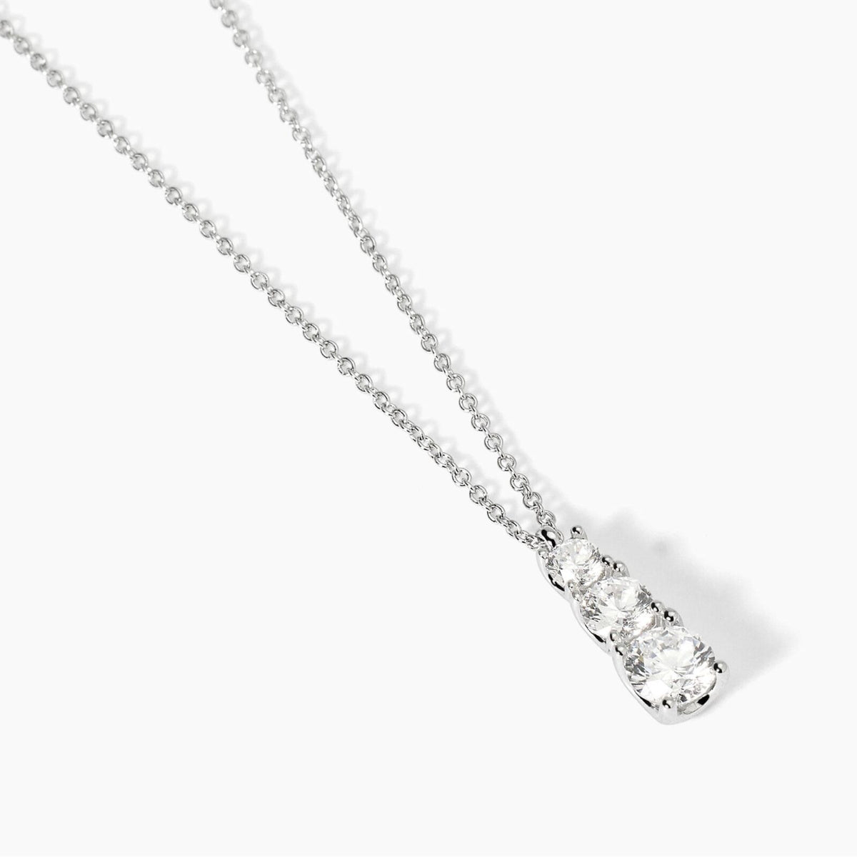 Collana Donna Mabina con Trilogy a Scalare in Argento con Zirconi