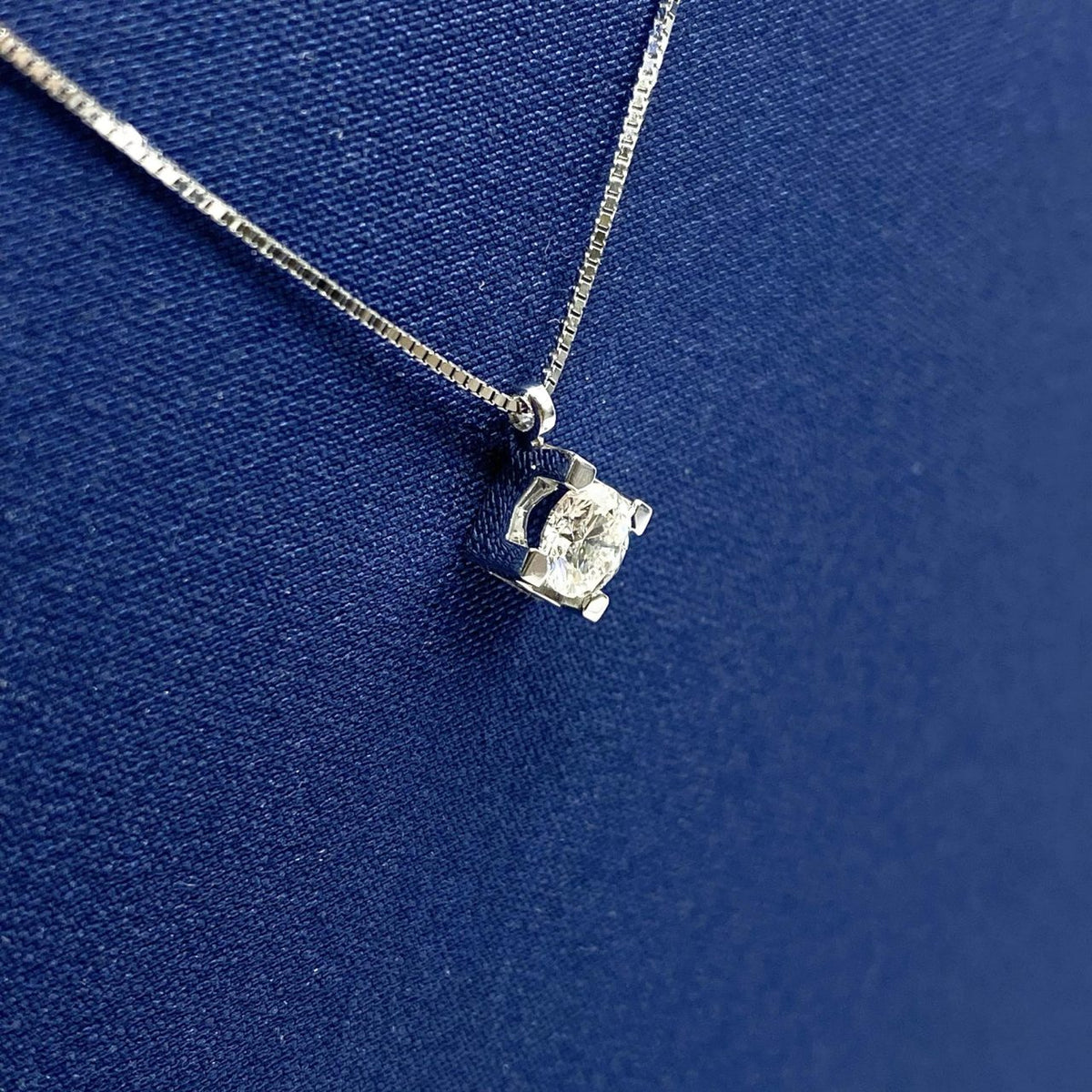 Collana Recarlo Punto Luce Maria Teresa con Diamante Ct 0.31