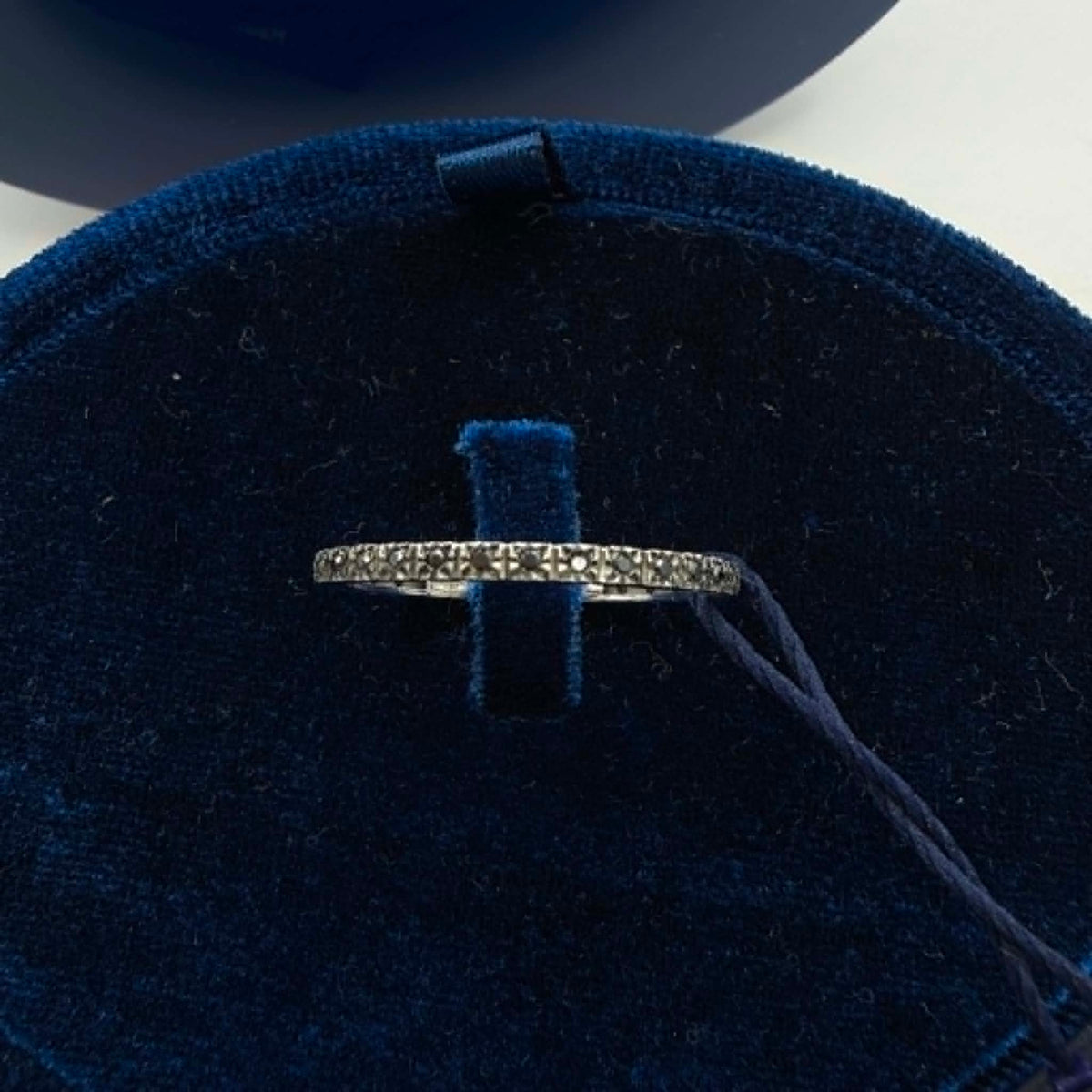 Anello Veretta Girodito Recarlo in Oro 18KT 18KT e Diamanti Ct. 0.19