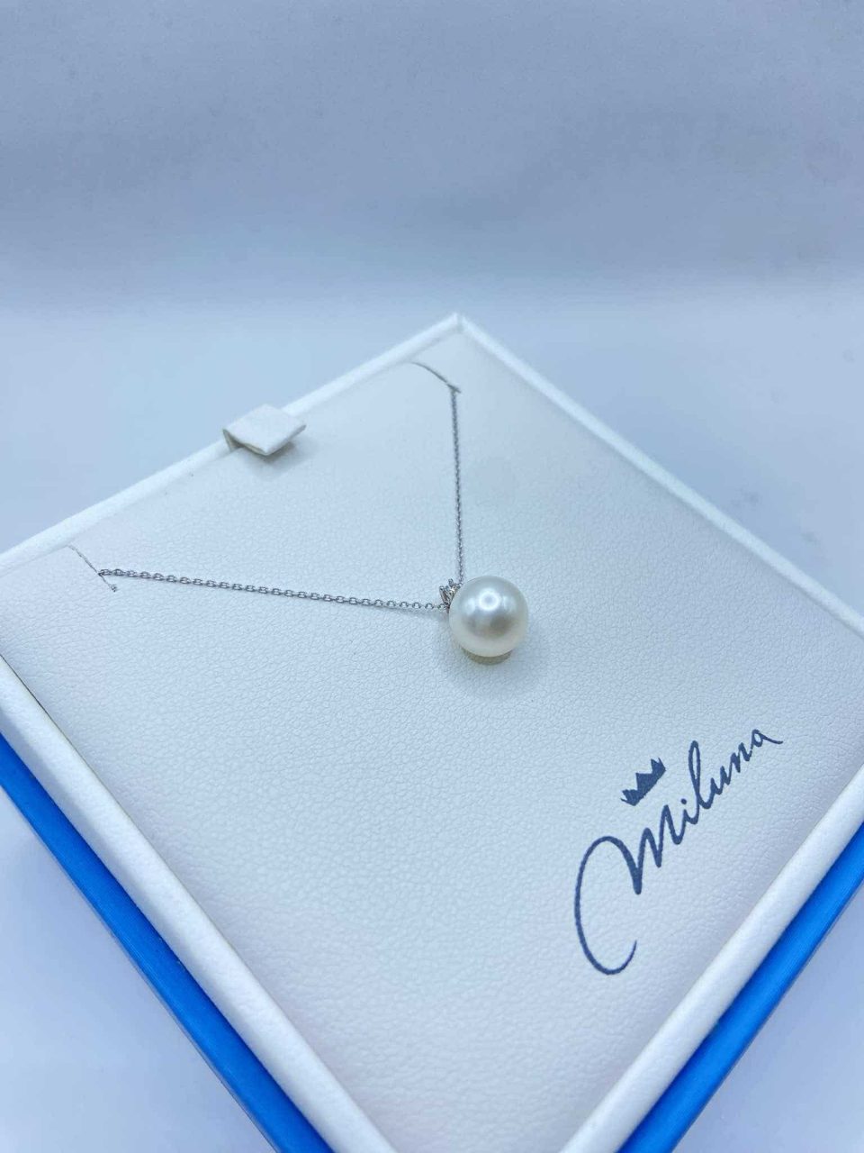 Collana Miluna in Oro 18KT 18KT con Perla 7,5-8 e Diamante